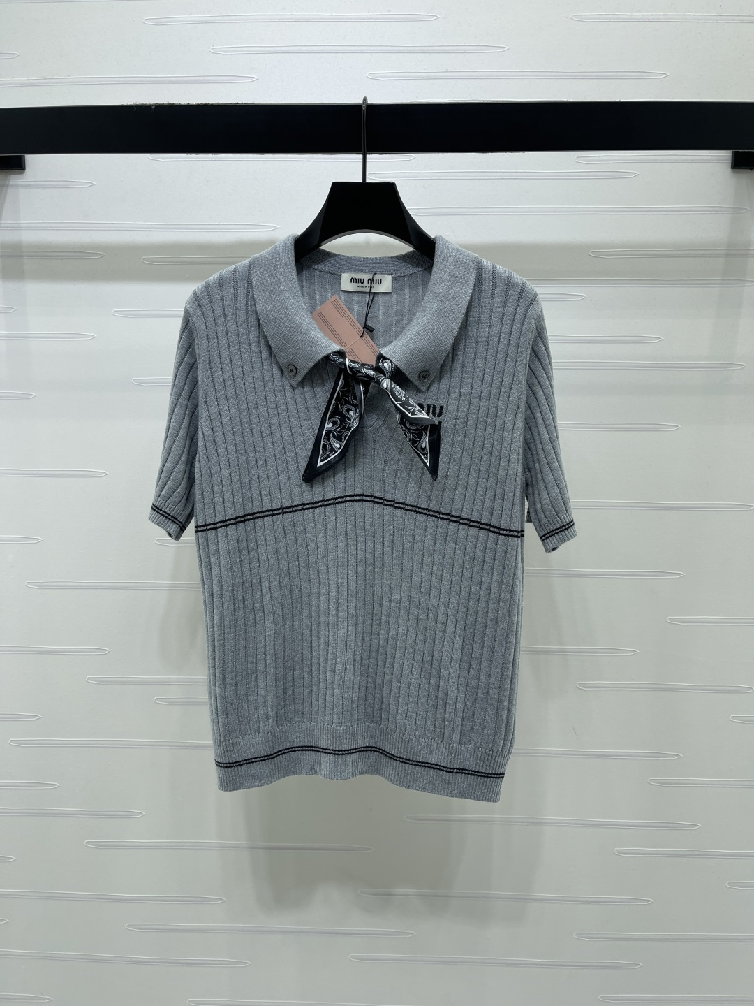Women's short sleeves